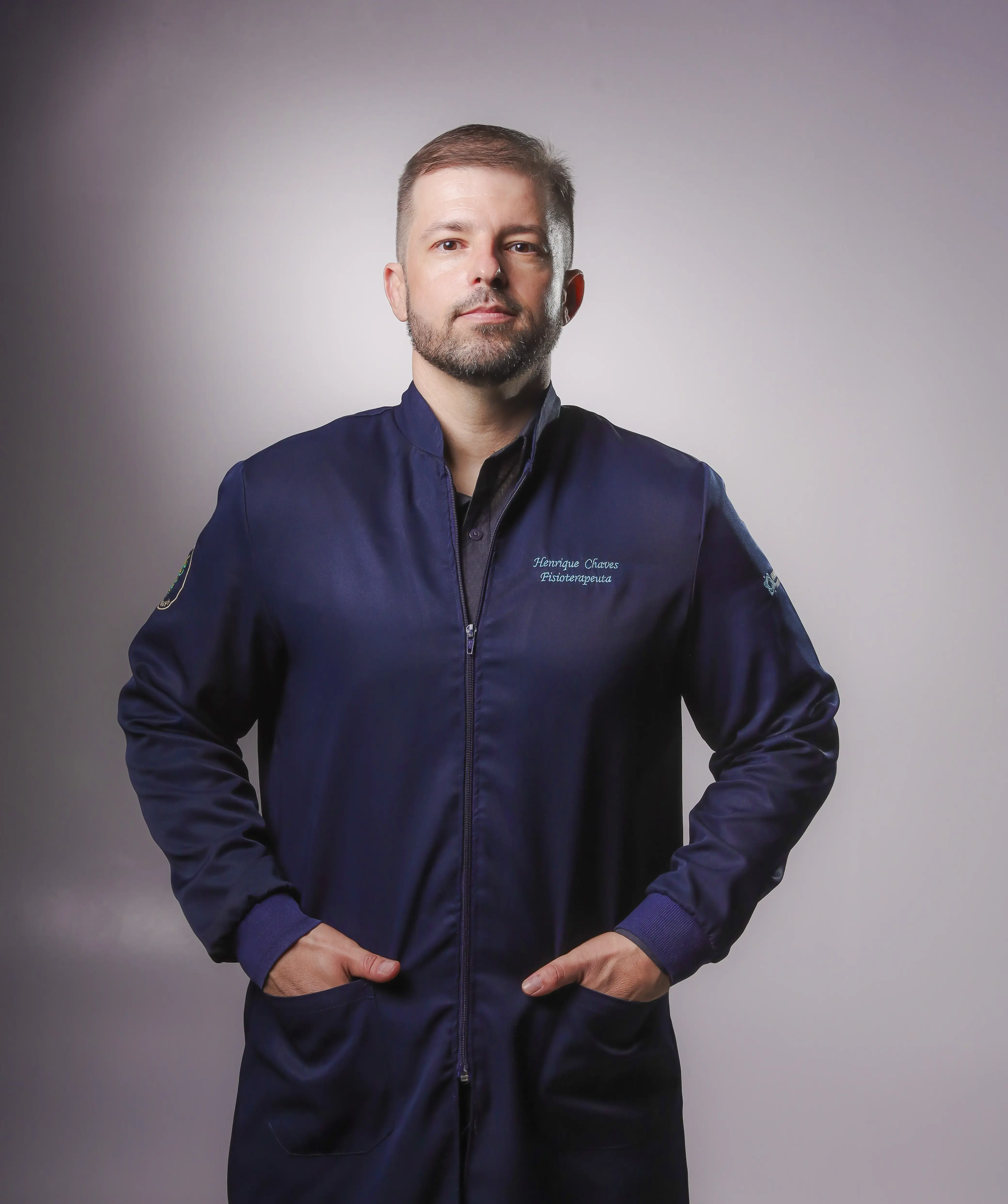 Dr. Henrique Chaves, fisioterapeuta, quiropraxista e osteopata em Brasília, DF
